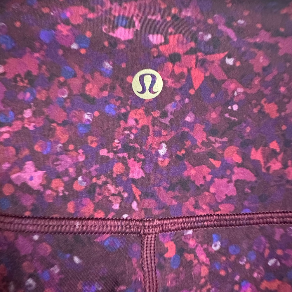 62. Lululemon lunar new year wunder under sz 8 - Picture 9 of 11